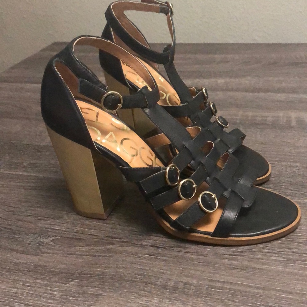 Kelsie Dagger Sandals